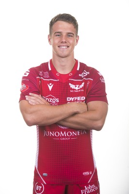 130819 - Scarlets Rugby Squad - Kieran Hardy