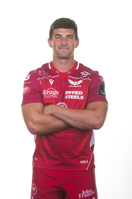 130819 - Scarlets Rugby Squad - Lewis Rawlins