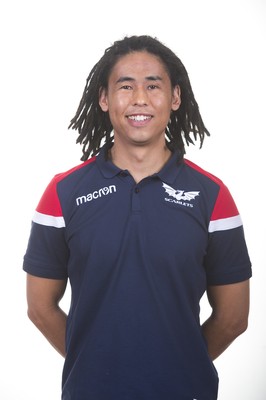 130819 - Scarlets Rugby Squad - Matthew Look