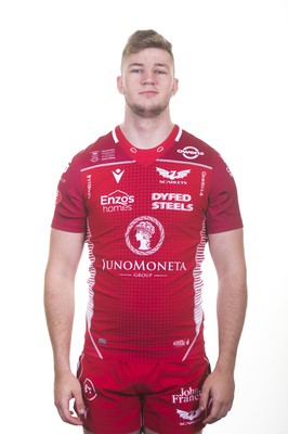 130819 - Scarlets Rugby Squad - Morgan Jones