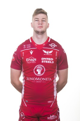 130819 - Scarlets Rugby Squad - Morgan Jones