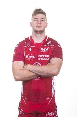 130819 - Scarlets Rugby Squad - Morgan Jones