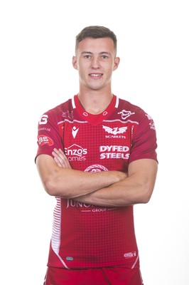 130819 - Scarlets Rugby Squad - Morgan Williams