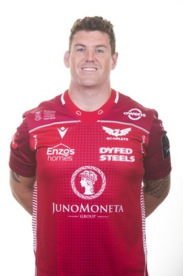 130819 - Scarlets Rugby Squad - Phil Price