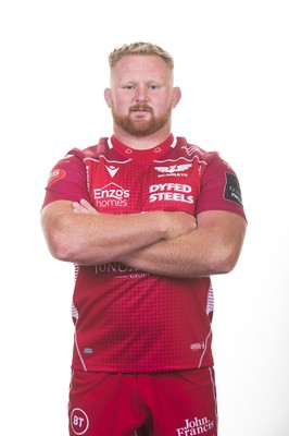 130819 - Scarlets Rugby Squad - Samson Lee