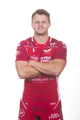 130819 - Scarlets Rugby Squad - Steff Hughes