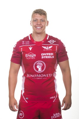 130819 - Scarlets Rugby Squad - Taylor Davies