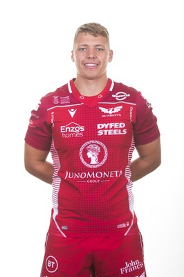 130819 - Scarlets Rugby Squad - Taylor Davies