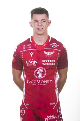 130819 - Scarlets Rugby Squad - Tom Rogers