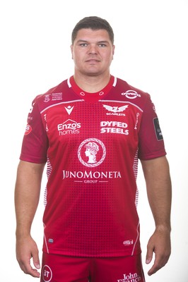 130819 - Scarlets Rugby Squad - Werner Kruger