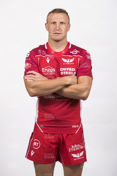130819 - Scarlets Rugby Squad Headshots - Hadleigh Parkes