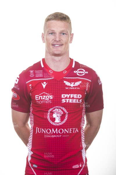 130819 - Scarlets Rugby Squad - Johnny McNicholl