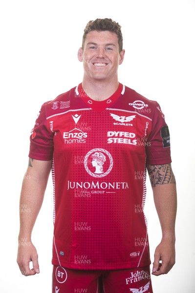 130819 - Scarlets Rugby Squad - Phil Price