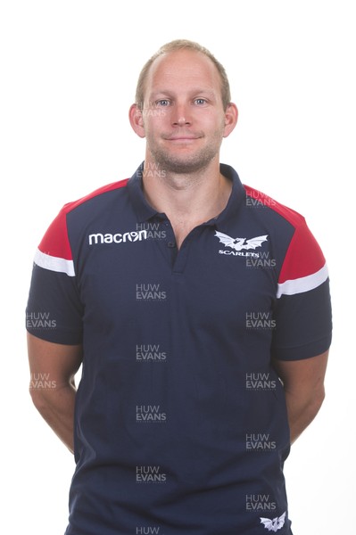 130819 - Scarlets Rugby Squad - Richard Whiffin