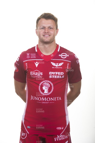 130819 - Scarlets Rugby Squad - Steff Hughes