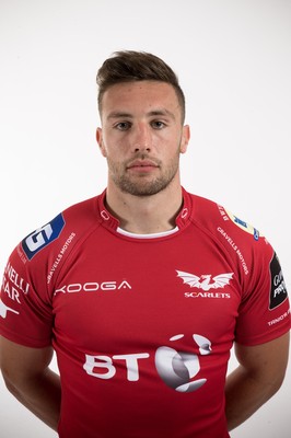 110816 - Scarlets Squad Portraits 2016-17 Season - Billy McBryde