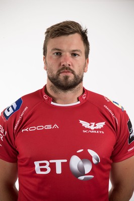 110816 - Scarlets Squad Portraits 2016-17 Season - David Bulbring