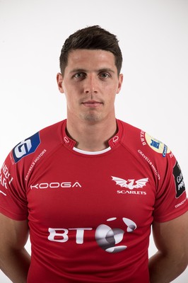 110816 - Scarlets Squad Portraits 2016-17 Season - Richard Smith