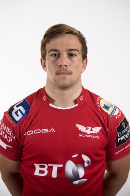 110816 - Scarlets Squad Portraits 2016-17 Season - Wil Boyde