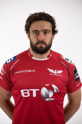 110816 - Scarlets Squad Portraits 2016-17 Season - Will Taylor