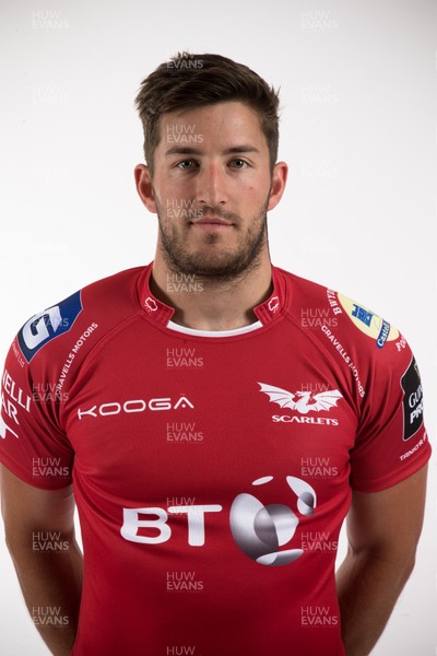 110816 - Scarlets Squad Portraits 2016-17 Season - DTH van der Merwe