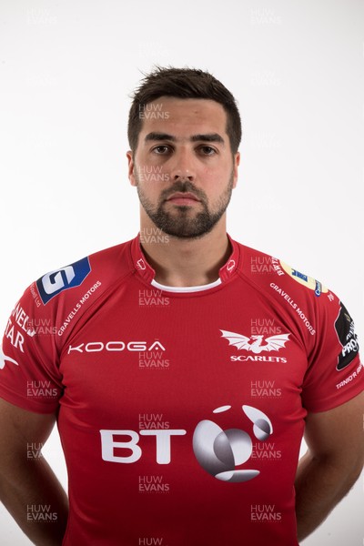 110816 - Scarlets Squad Portraits 2016-17 Season - Gareth Owen