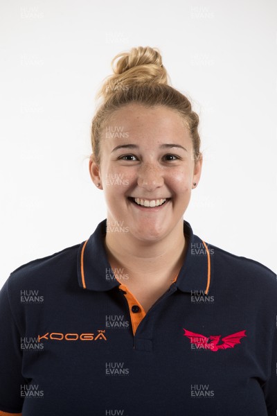 110816 - Scarlets Squad Portraits 2016-17 Season - Katherine Bester