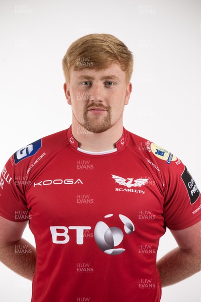 110816 - Scarlets Squad Portraits 2016-17 Season - Rhys Fawcett