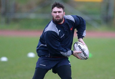 070115 - Scarlets Training - Jordan Williams during training