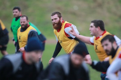 070115 - Scarlets Training - Jake Ball during training