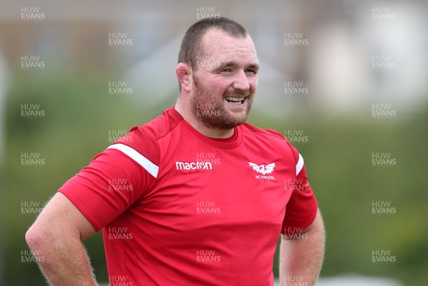 070720 - Scarlets Rugby return to training after the three month shut down due to coronavirus - Ken Owens during training