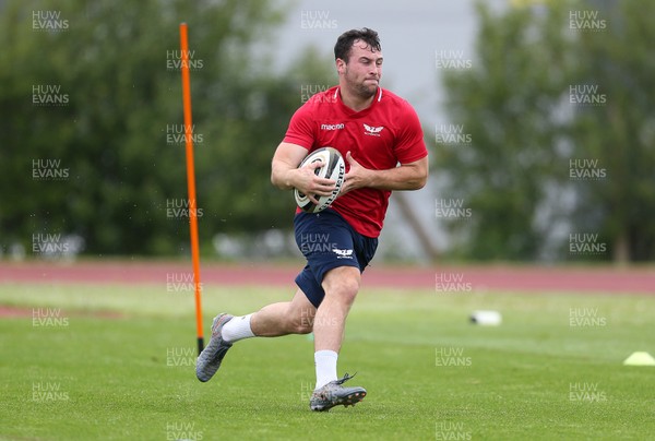 070720 - Scarlets Rugby return to training after the three month shut down due to coronavirus - Ryan Conbeer during training
