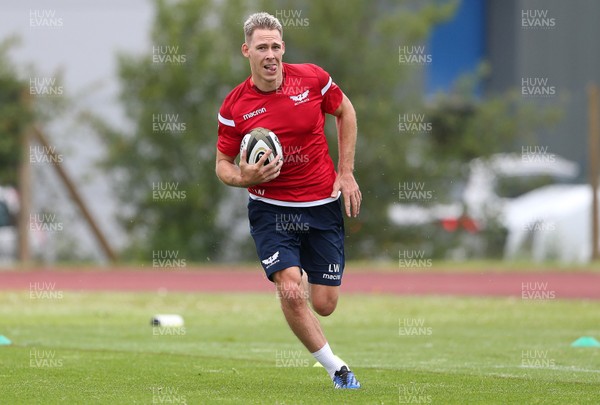 070720 - Scarlets Rugby return to training after the three month shut down due to coronavirus - Liam Williams during training