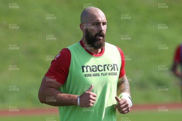 240821 - Scarlets Training Session - Blade Thompson during training session