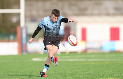 160225  Scarlets U18s v Cardiff U18s, WRU Regional Age Grade Semi Final - Ben Coomer of Cardiff Rugby kicks conversion