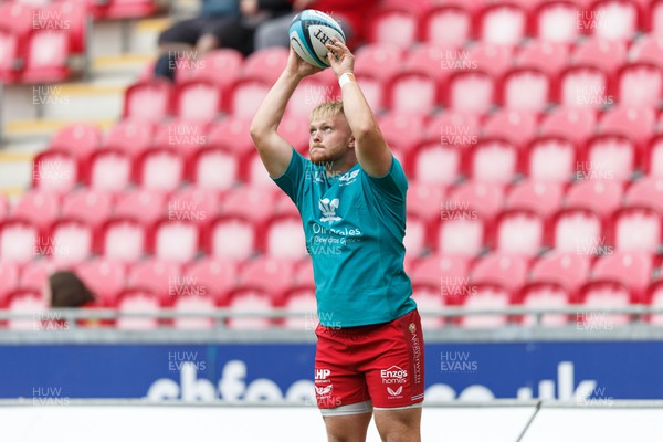 160923 - Scarlets v Barbarians - Phil Bennett Memorial Game - Lewis Morgan of Scarlets during the warm up