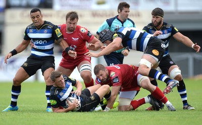 200816 - Scarlets v Bath - Preseason Friendly -Rhys Priestland of Bath looks for support