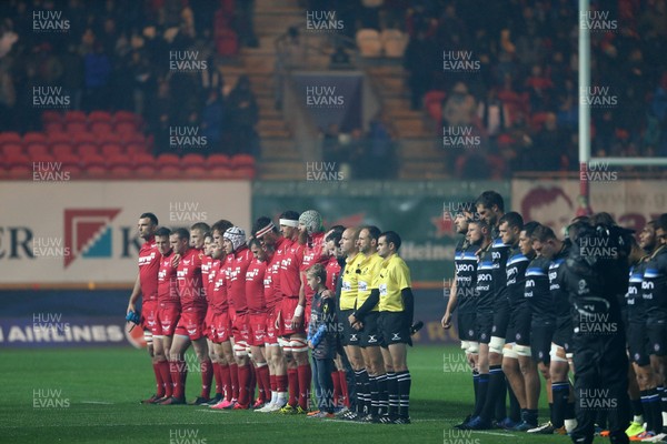 201017 - Scarlets v Bath - European Rugby Champions Cup - Minute silence for Byron Gale
