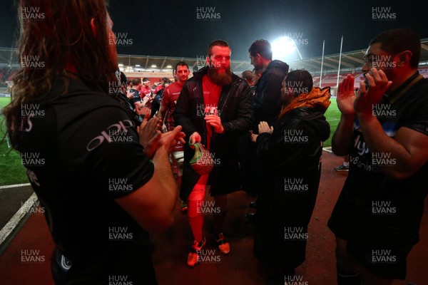 201017 - Scarlets v Bath - European Rugby Champions Cup - Dejected Jake Ball of Scarlets at full time