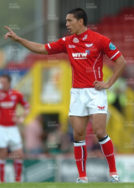 25.08.07 - Llanelli Scarlets v Bath - Pre Season Friendly - Llanelli's Regan King 