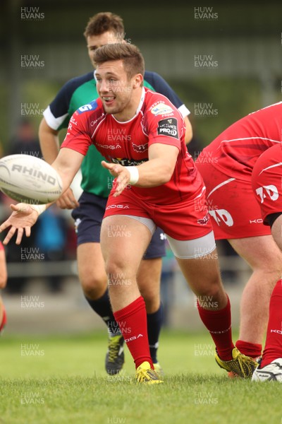 290815 Scarlets v Bedford Pre Season FriendlyBilly Mcbryde acts as scrum half for Scarlets