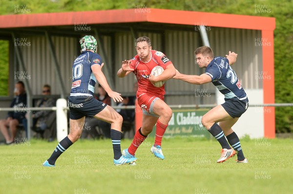 290815 Scarlets v Bedford Pre Season FriendlyNathan Edwards looks for a gap in the Bedford defence