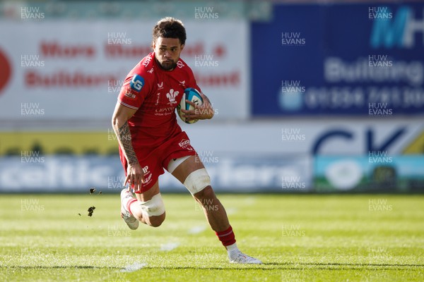 230324 - Scarlets v Benetton - United Rugby Championship - Vaea Fifita of Scarlets on the charge