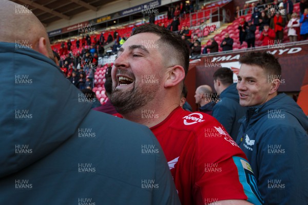 230324 - Scarlets v Benetton - United Rugby Championship - Wyn Jones of Scarlets celebrates at the end of the match