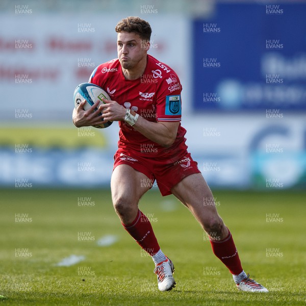 230324 - Scarlets v Benetton - United Rugby Championship - Tomi Lewis of Scarlets