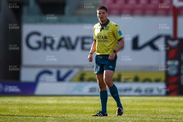 230324 - Scarlets v Benetton - United Rugby Championship - Referee Chris Busby