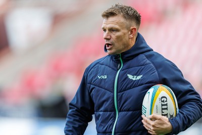 101026 - Scarlets v Benetton Rugby - United Rugby Championship - Scarlets head coach Dwayne Peel during the warm up