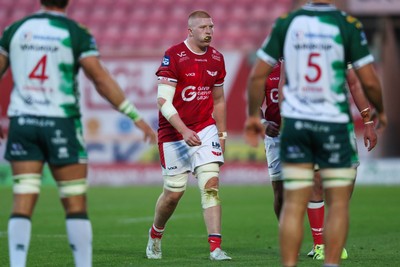 101026 - Scarlets v Benetton Rugby - United Rugby Championship - Will Evans of Scarlets