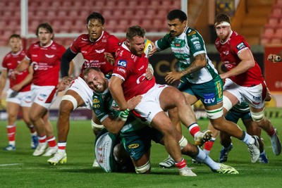 101026 - Scarlets v Benetton Rugby - United Rugby Championship - Sam O'Connor of Scarlets is tackled
