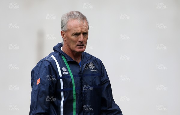 150918 - Scarlets v Benetton Rugby - Guinness PRO14 - Benetton Head Coach Kieran Crowley